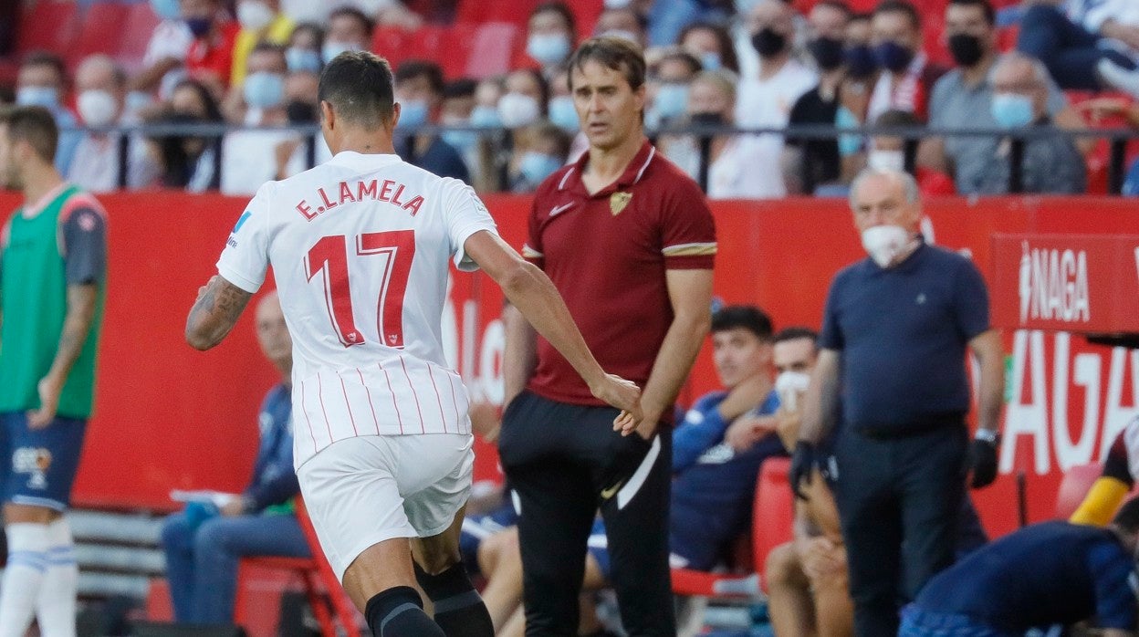 Julen Lopetegui observa una carrera de Erik Lamela