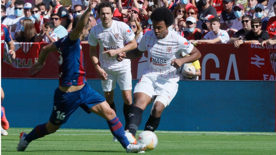 Koundé, el jugador cuya presencia en el campo fue más determinante