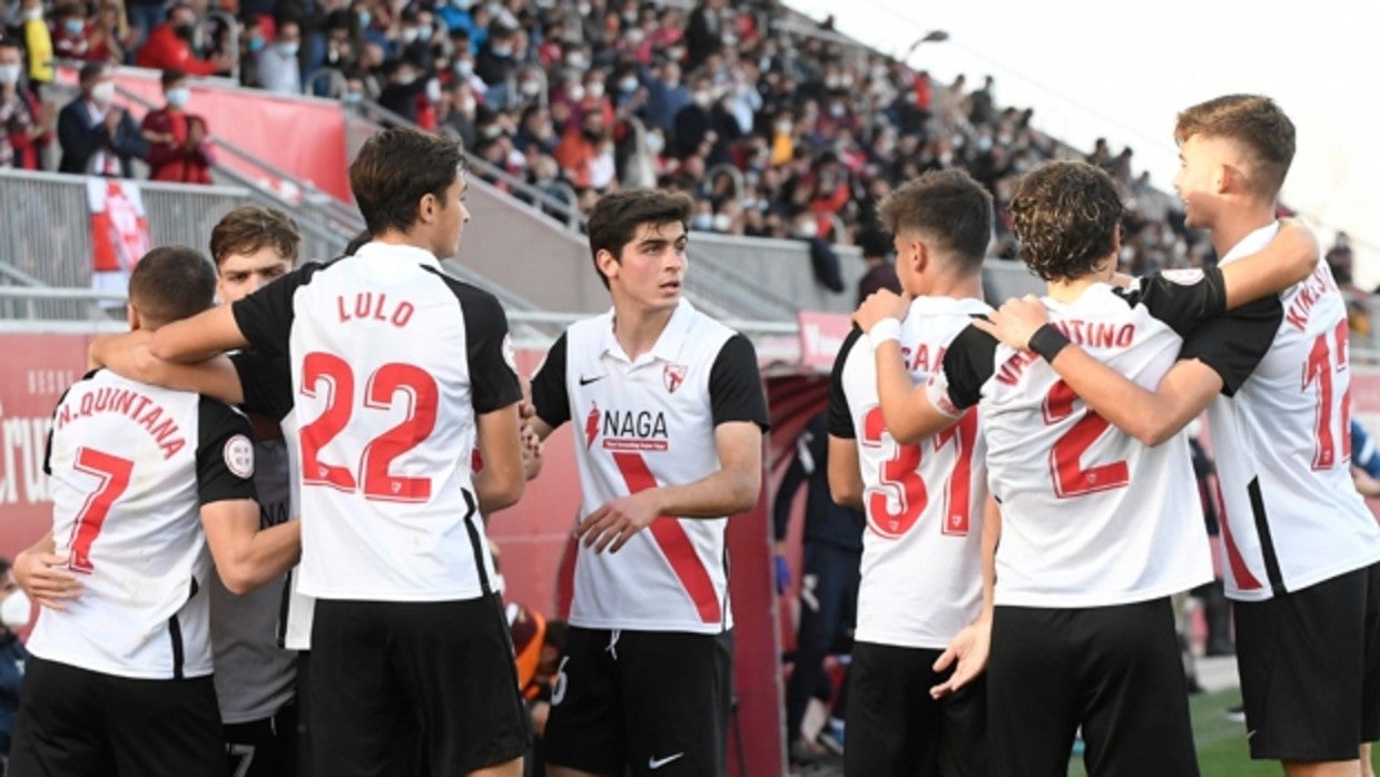 El Sevilla Atlético celebra un gol en el estadio Jesús Navas