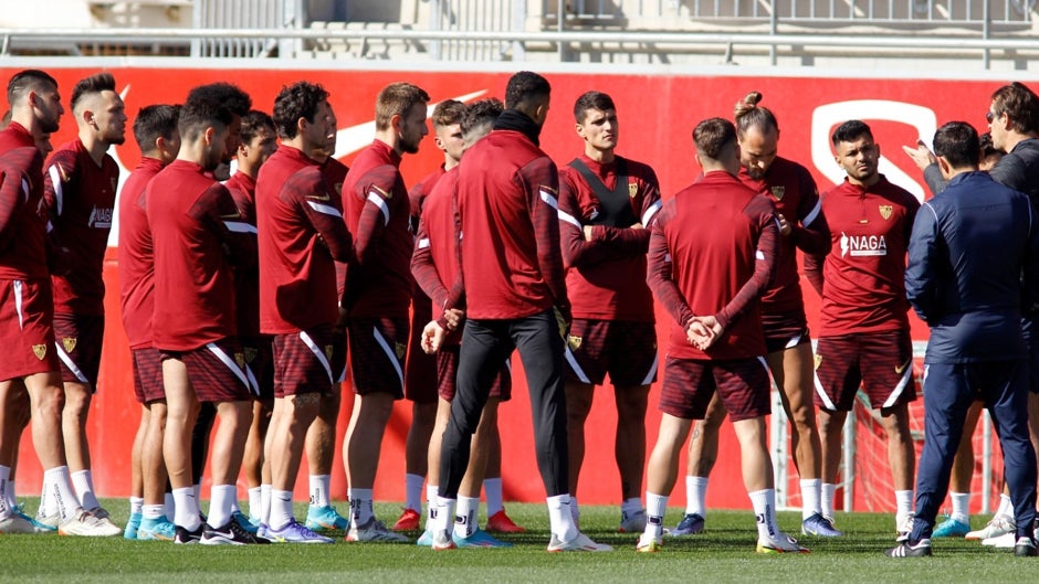 Lamela entrena con el grupo