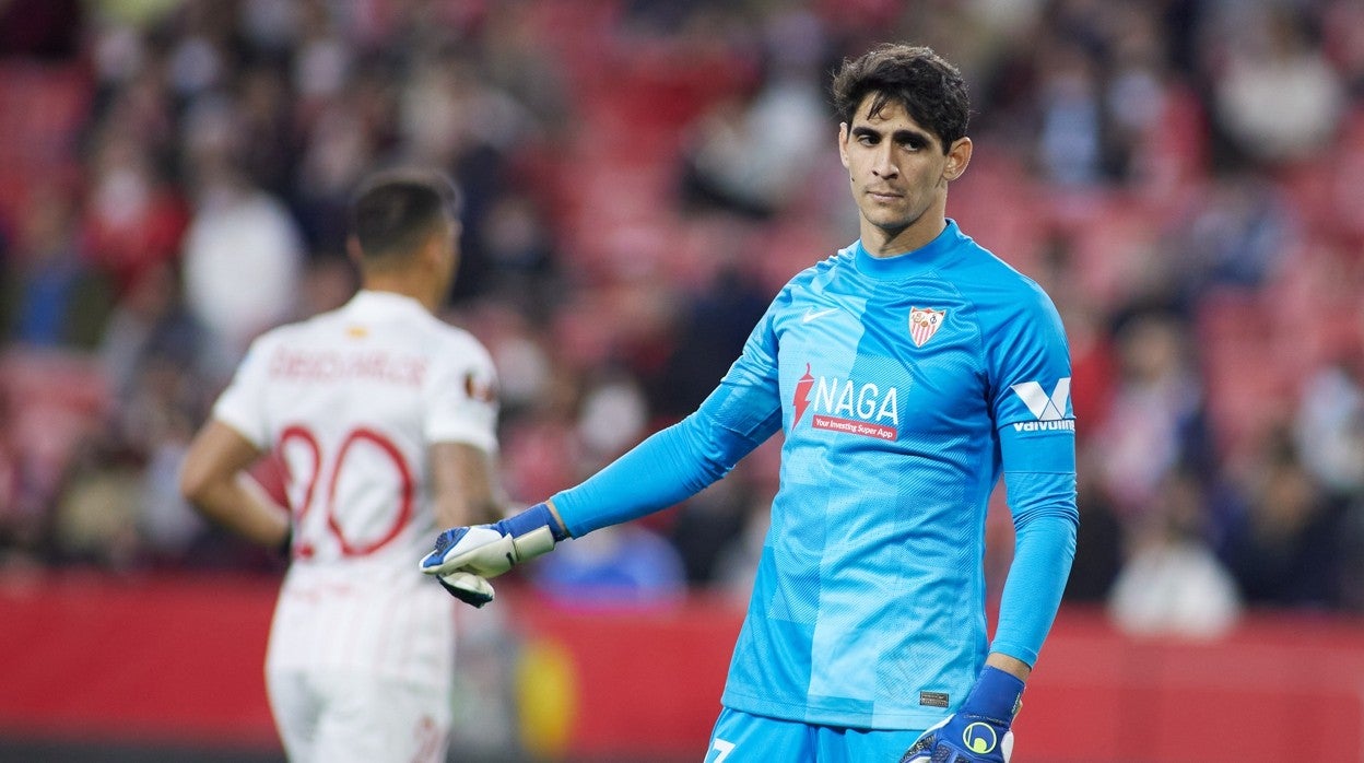 Bono, en el partido europeo contra el Dinamo Zagreb en el Sánchez-Pizjuán