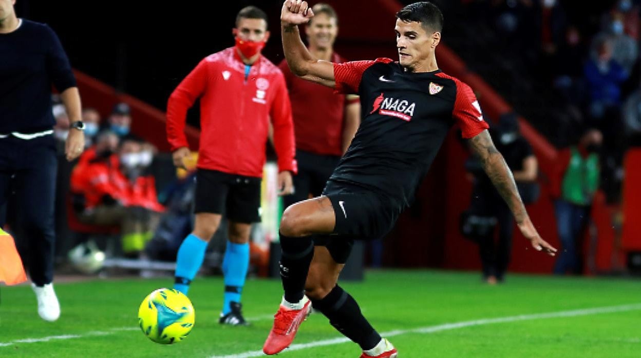 Un lance del Granada - Sevilla de la primera vuelta