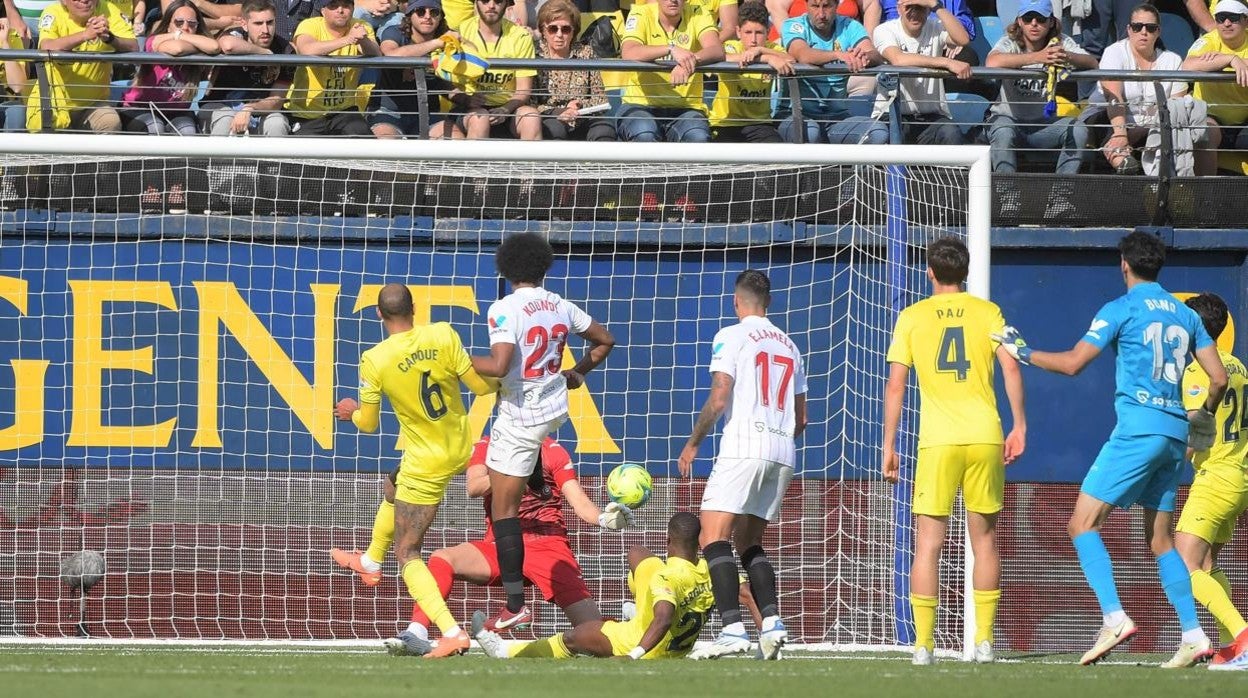Koundé, en el momento que hace el gol del empate, justo cuando ya no había tiempo para más
