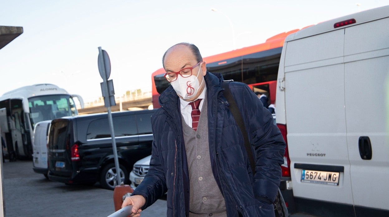 José Castro, en un viaje con el Sevilla FC