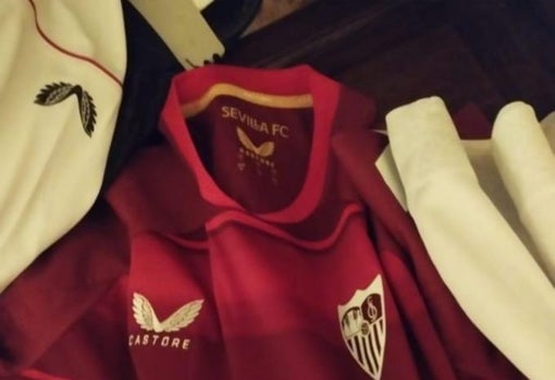 Se filtran las posibles camisetas del Sevilla FC para la temporada 2022-23