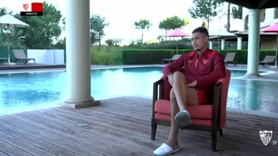 Ocampos: «El Sevilla FC es un lugar donde me siento muy cómodo»