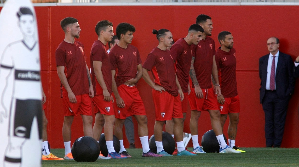 Luismi Cruz e n un entrenamiento de pretemporada con el primer equipo
