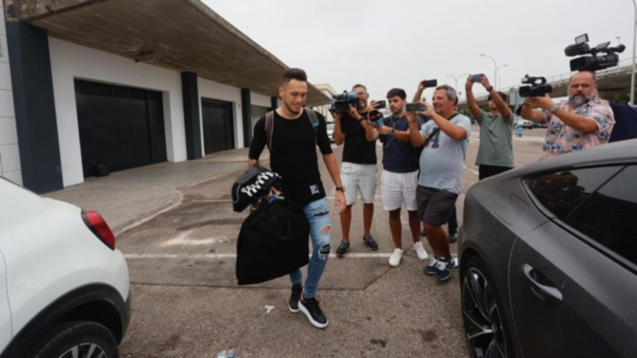 Ocampos, viajando hacia Holanda el pasado martes