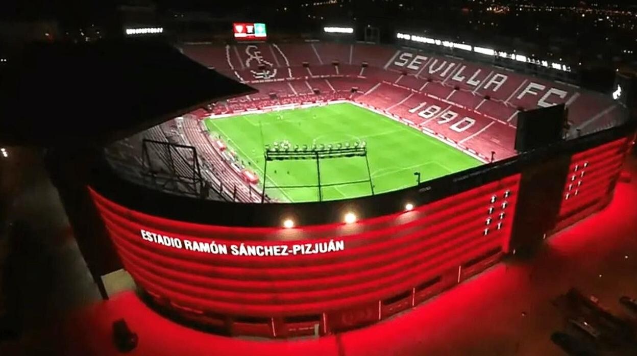 El Sevilla FC revisa su presupuesto al alza y confía en i