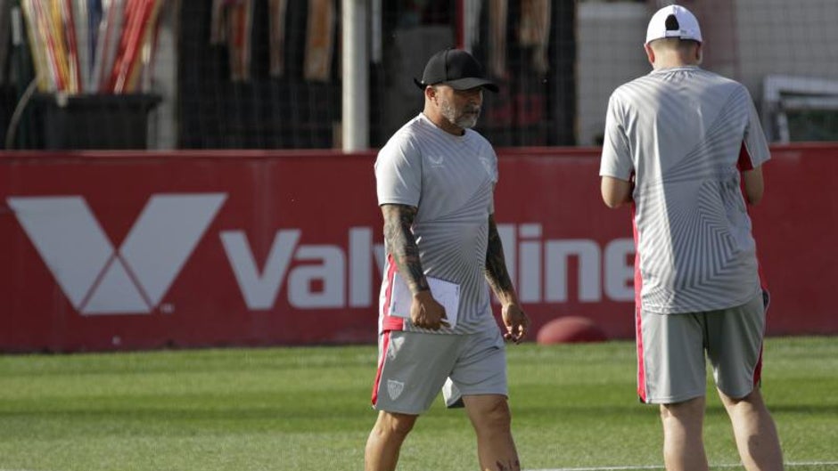 Sampaoli: «Tenemos una necesidad a corto plazo»
