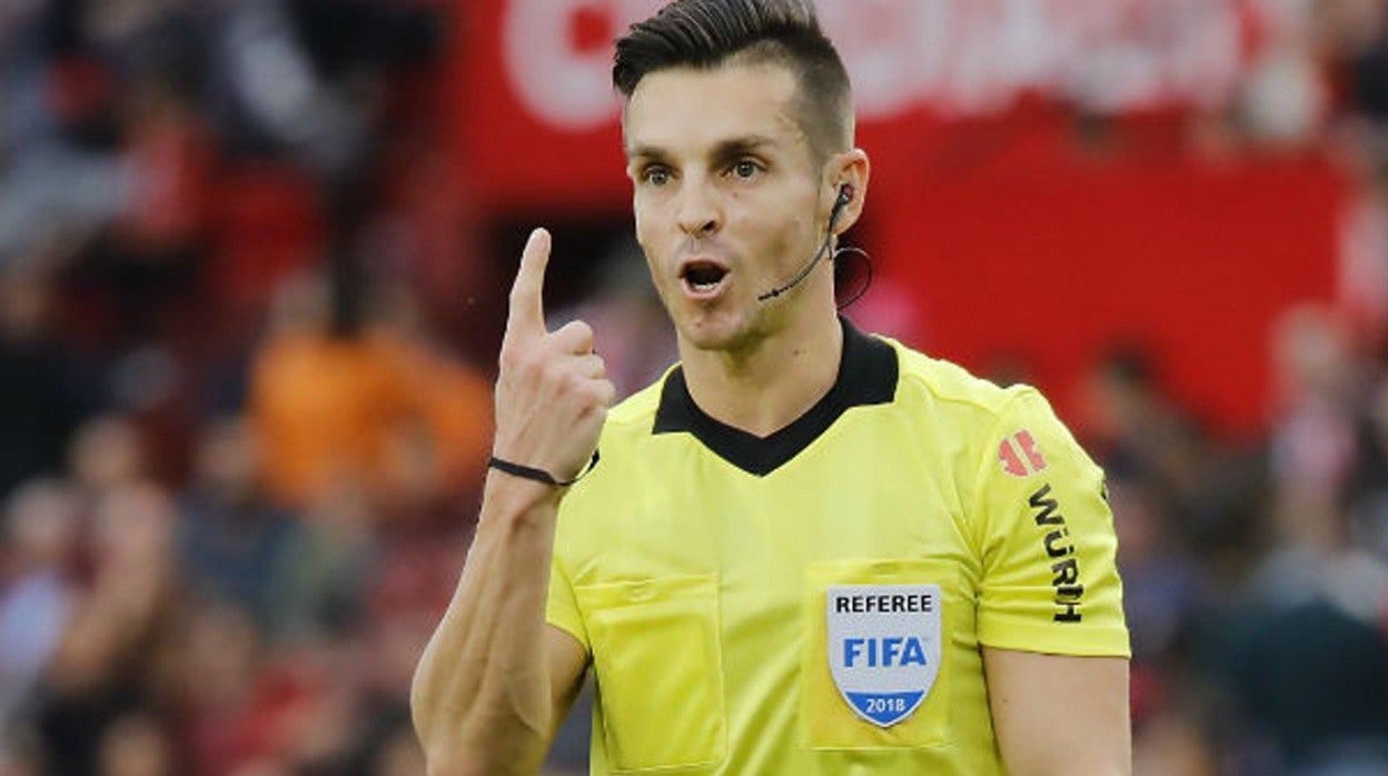 Del Cerro Grande pitará el Sevilla - Real Sociedad