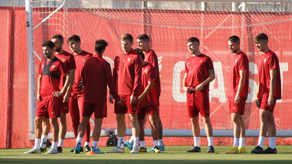 Rekik y Delaney, ausencias en la convocatoria para el Velarde - Sevilla