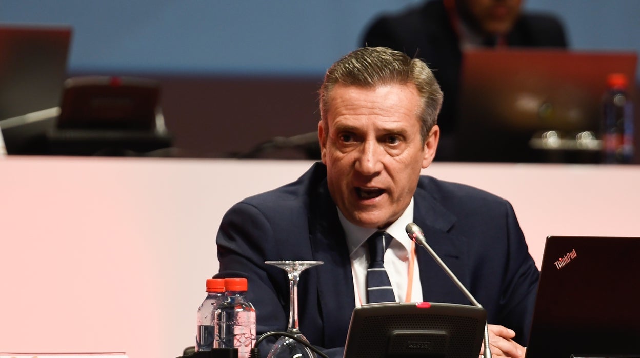 José María Cruz durante la junta de accionistas