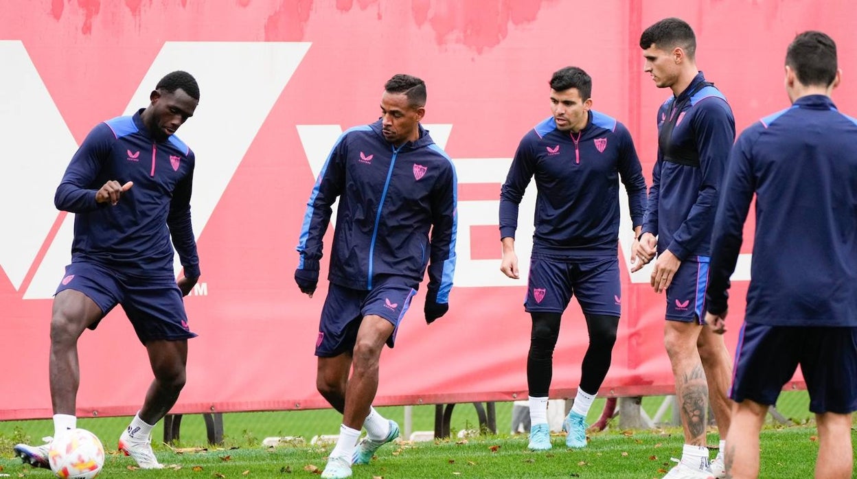 Primera sesión del año sin Rafa Mir