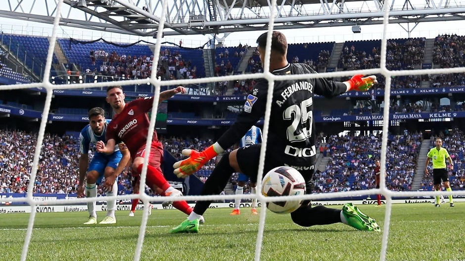 Ascenso y caída de Carmona, las dos caras de la cantera del Sevilla