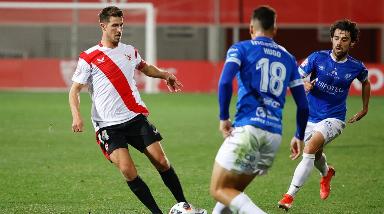 El Sevilla anuncia la marcha de Pedro Ortiz a la liga portuguesa