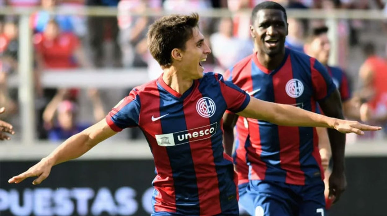 Gattoni aguarda al siguiente paso para reforzar la zaga