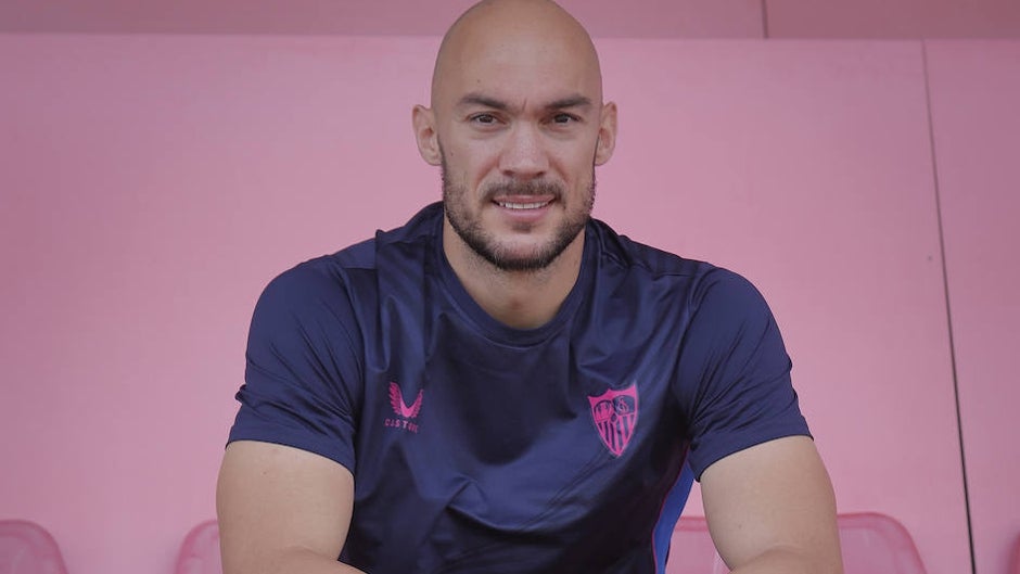 Dmitrovic: «Mendilibar me ha sorprendido hasta a mí»