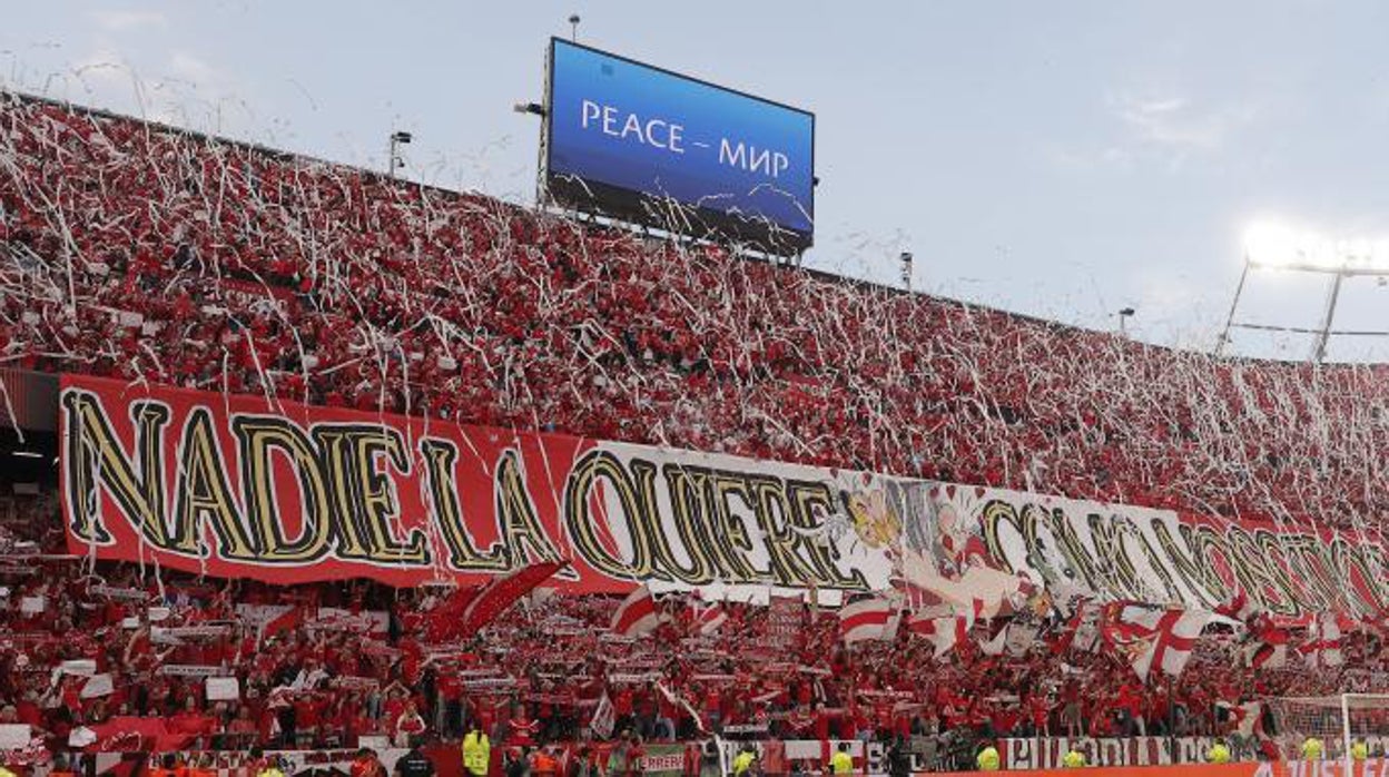 Grada de Gol Norte del Pizjuán antes de comenzar el partido