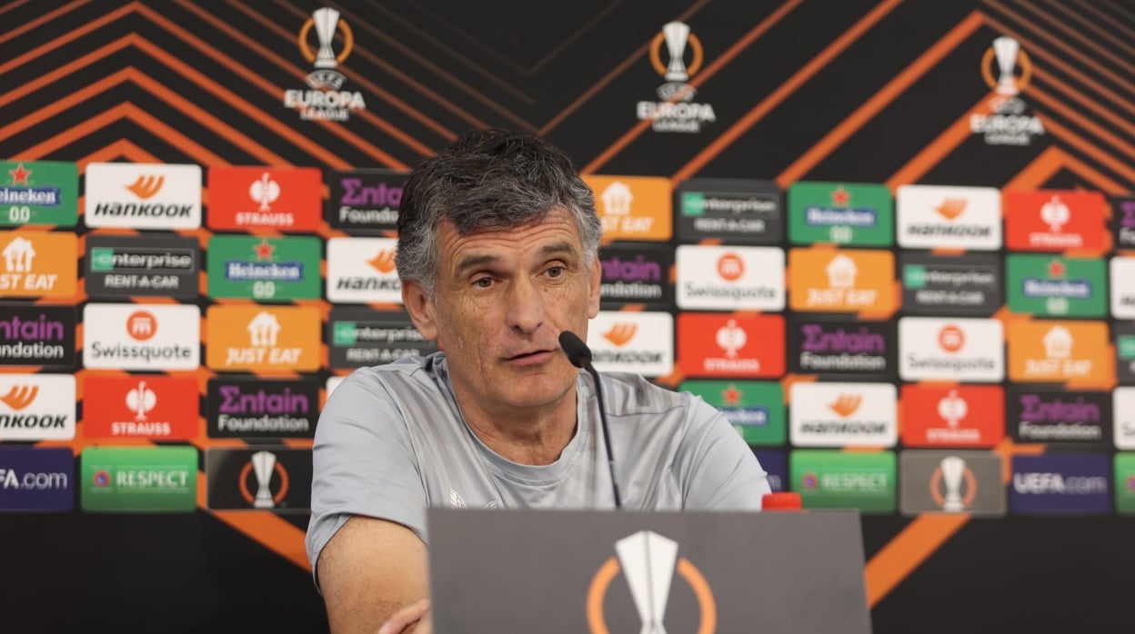 El entrenador del Sevilla, José Luis Mendilibar, en la rueda de prensa de este jueves