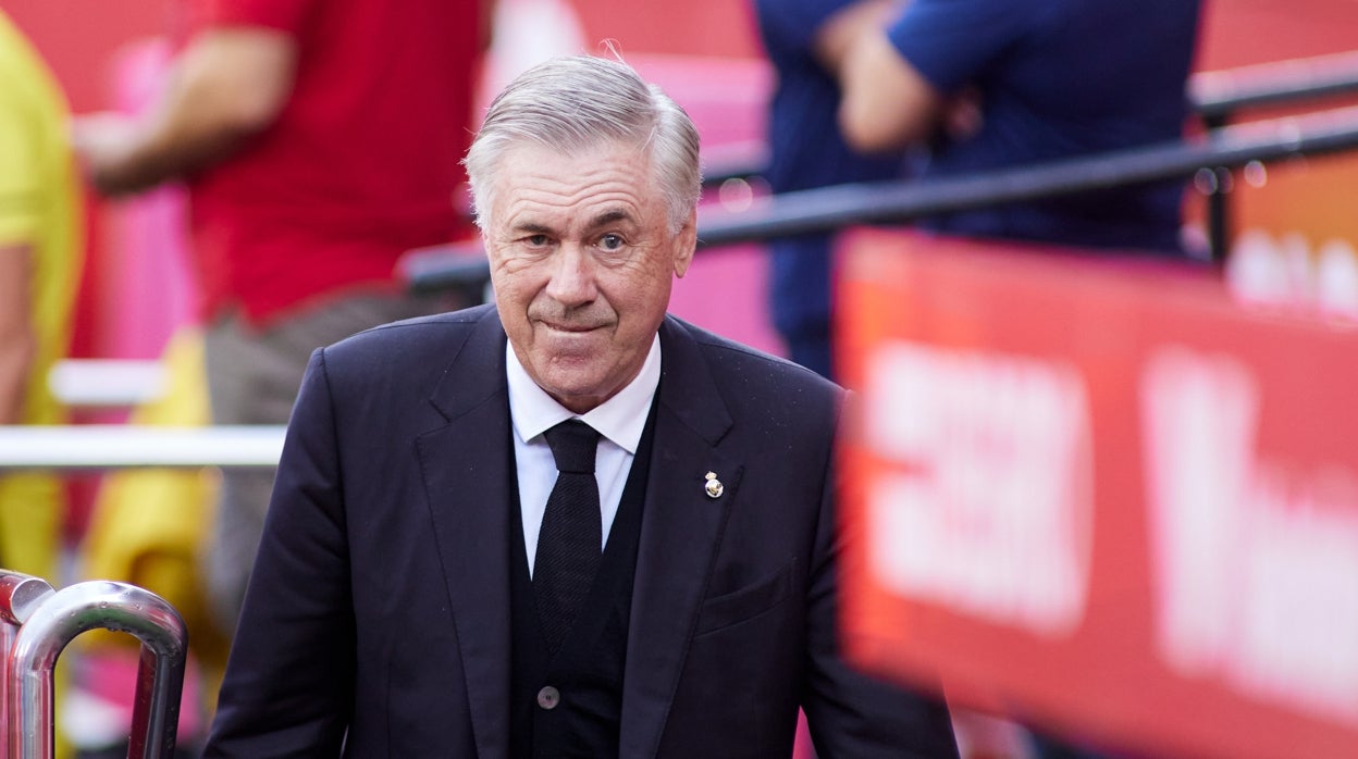 Carlo Ancelotti, en el Sevilla-Real Madrid de este sábado
