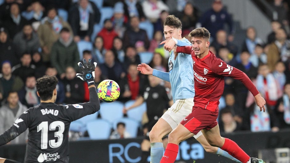 El Tenerife aprieta al Sevilla para conseguir a Kike Salas