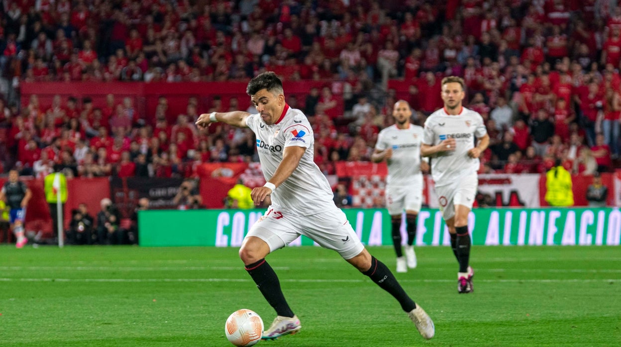 Imagen de Marcos Acuña durante las semifinales de la Europa League ante la Juventus