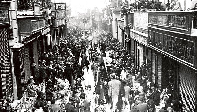 El porqué del orden histórico de la Madrugada