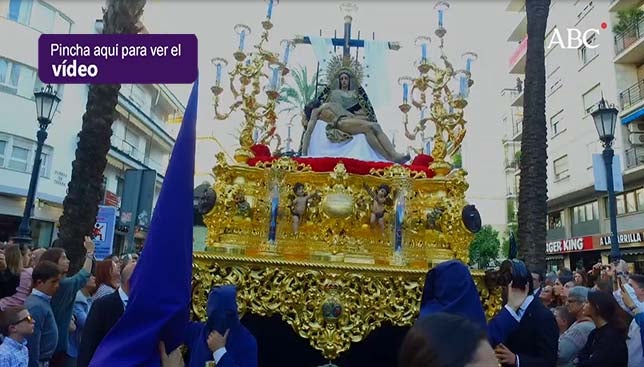 Así ha sido la entrada del titular del Baratillo por la Puerta de Triana - Semana Santa de Sevilla 2018