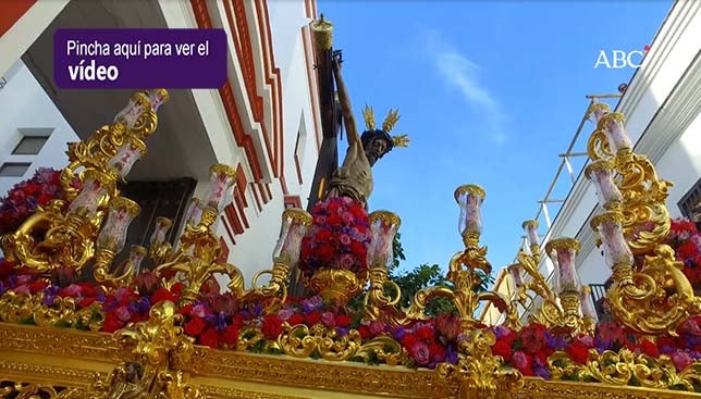 Salida del misterio del Buen Fin de la parroquia de San Antonio de Padua - Semana Santa de Sevilla 2018
