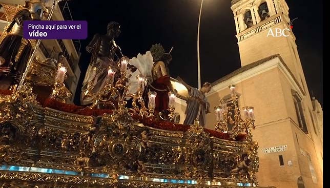 El misterio de San Benito emociona a la multitud ante Sor Ángela de la Cruz - Semana Santa de Sevilla 2018