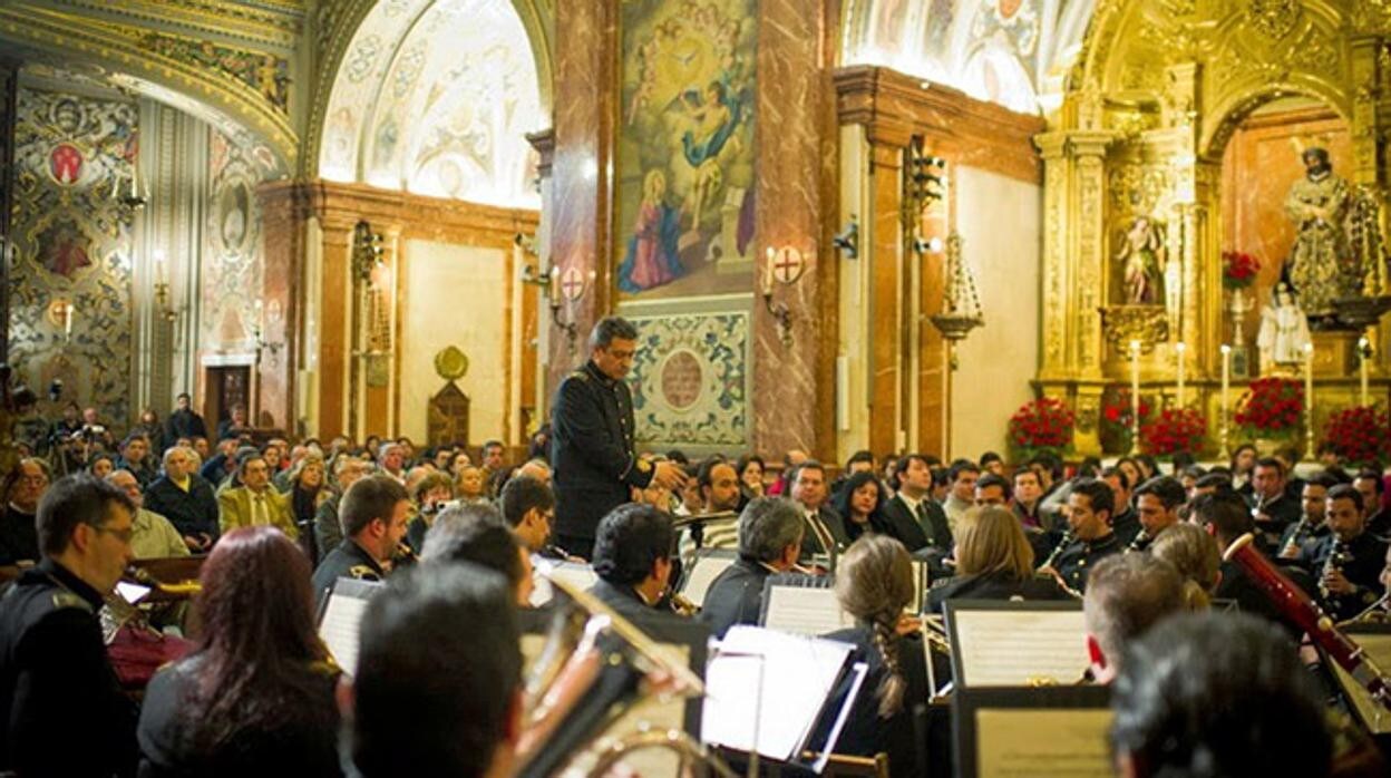 Imagen de archivo de la banda del Carmen de Salteras durante un concierto en la Basílica de la Macarena