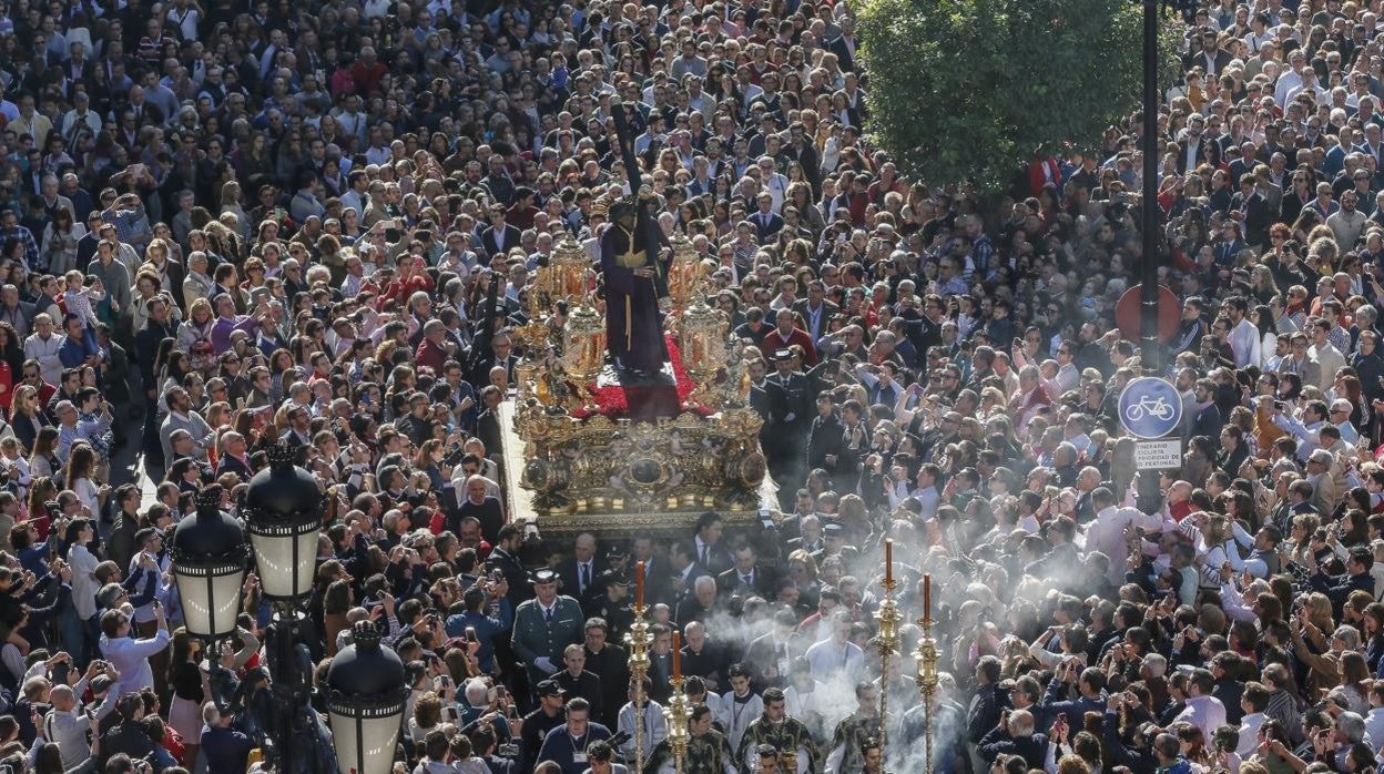 El Gran Poder en la procesión de regreso a San Lorenzo en noviembre de 2016