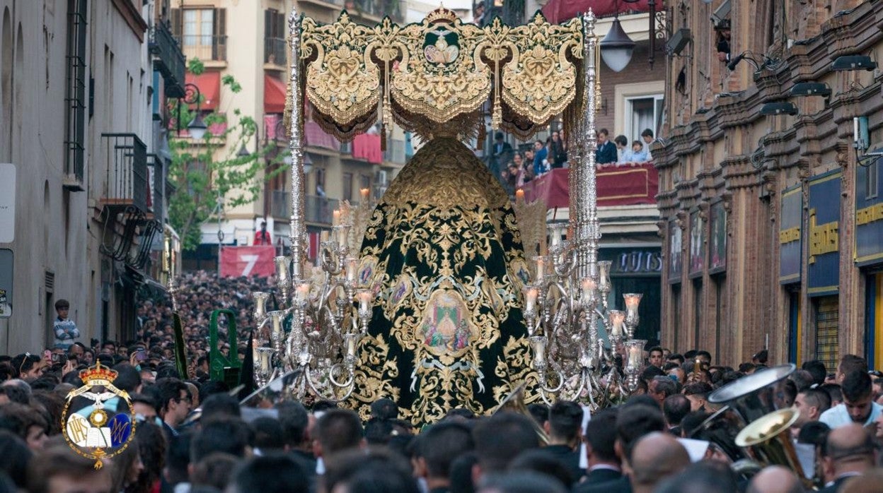 Paso de palio de la Virgen del Rocío