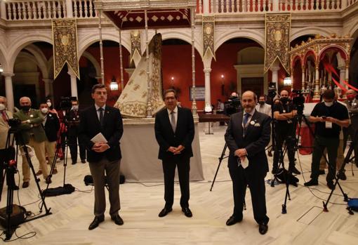 Inauguración de la exposición 'Jubilar Rocío'