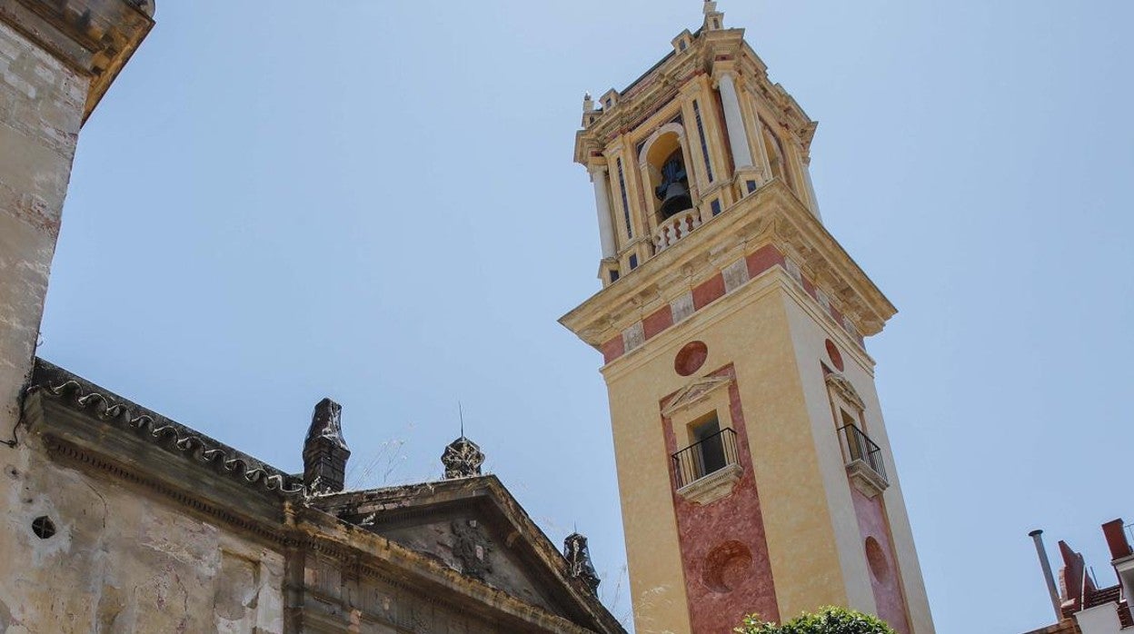 Torre de la parroquia de San Bartolomé, donde llegaron a residir Las Aguas y Jesús Despojado