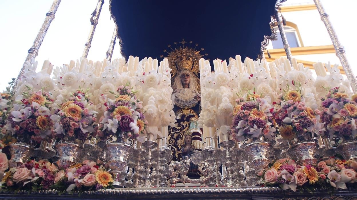 La Virgen del Dulce Nombre de la hermandad de Bellavista