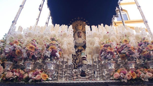 Dónde ver las hermandades del Viernes de Dolores en Sevilla