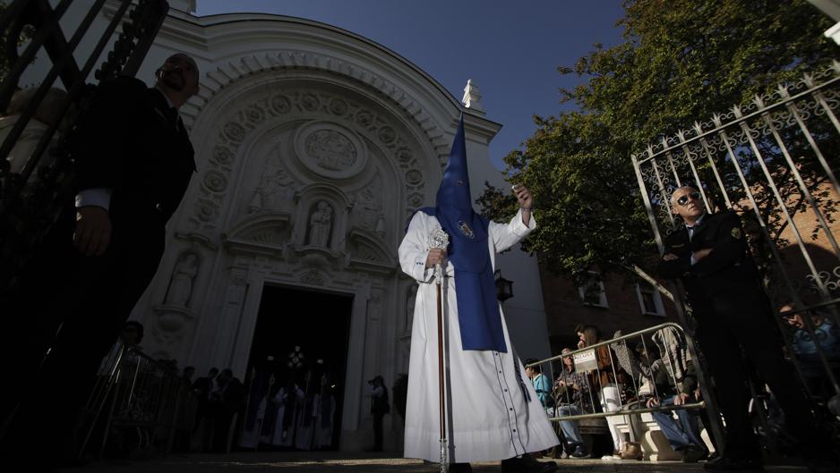 Horarios de visita de las iglesias de las hermandades del Viernes de Dolores en Sevilla