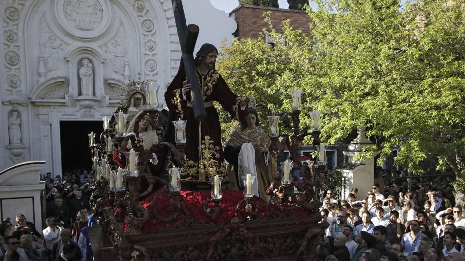 Horas y dónde ver las procesiones de Semana Santa en directo: la retransmisión exclusiva de ABC del Viernes de Dolores en Sevilla