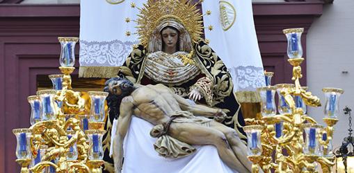 Horarios e itinerarios del Miércoles Santo de la Semana Santa de Sevilla 2022