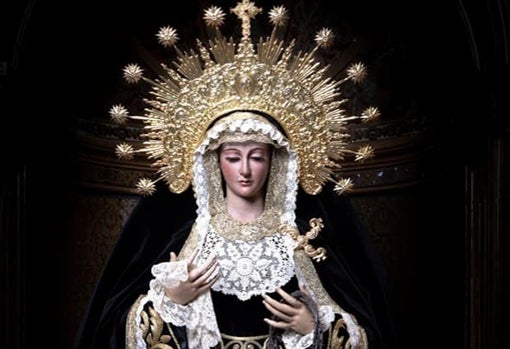 Virgen de la Soledad de Castilleja de la Cuesta