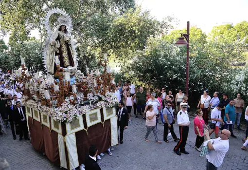 Virgen del Carmen de la capillita del Puente de Triana