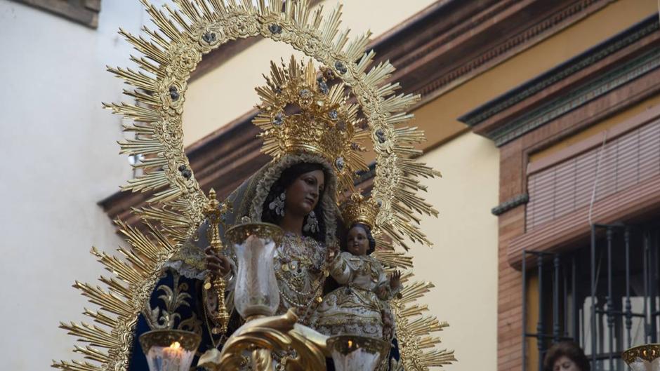 La agenda cofrade de procesiones y besamanos para el tercer fin de semana de octubre