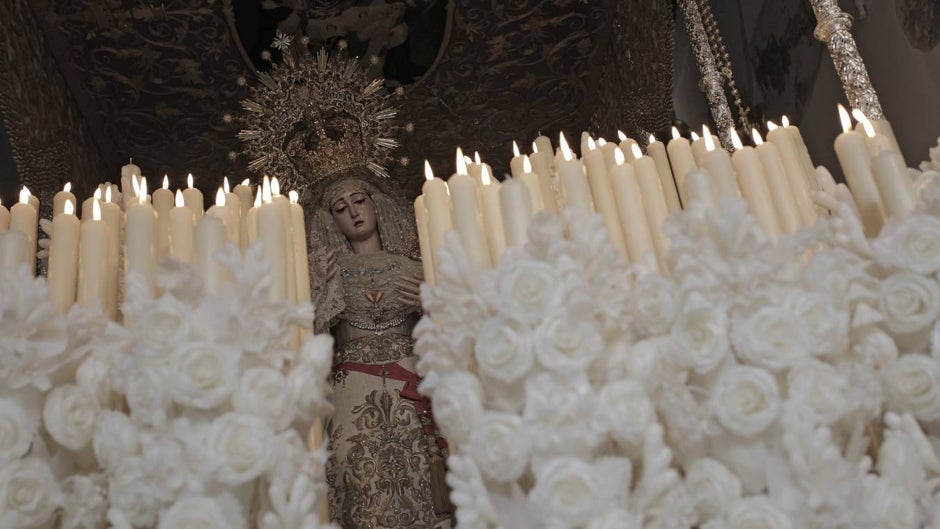 La calle Jesús del Gran Poder se convierte en otra vía de escape para la Semana Santa