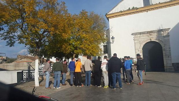 Jóvenes de Almadén dispuestos a ensayar comol costaleros