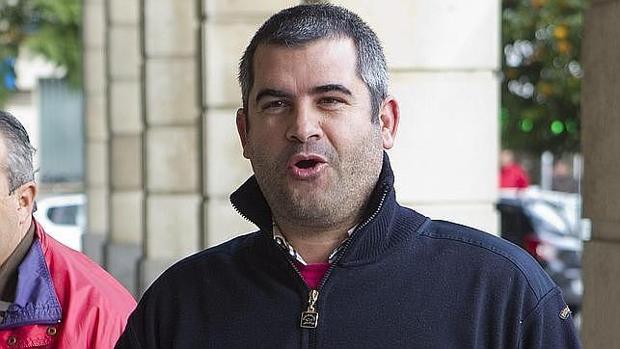 Condenado a nueve años de inhabilitación el exalcalde de La Algaba, José Luis Vega Romero