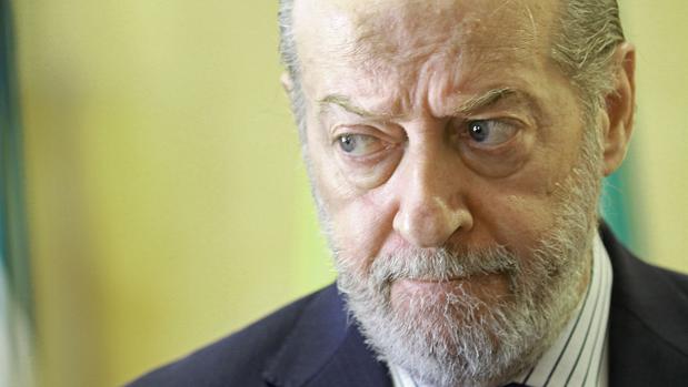 El presidente de la Diputación Provincial de Sevilla, Fernando Rodríguez Villalobos