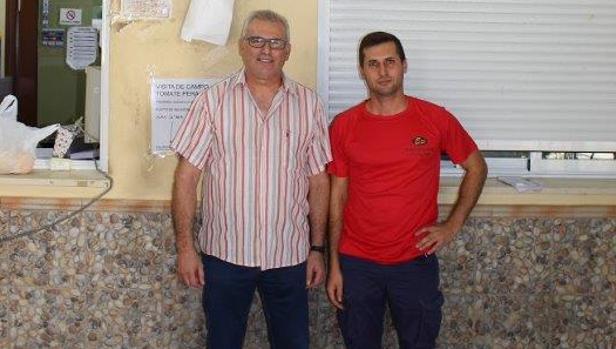 Una máquina de 100.000 euros revoluciona la gestión y venta del tomate de Los Palacios