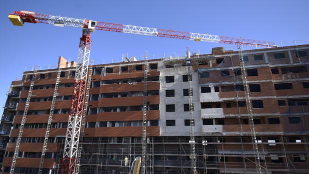 Foto de archivo de viviendas en construcción